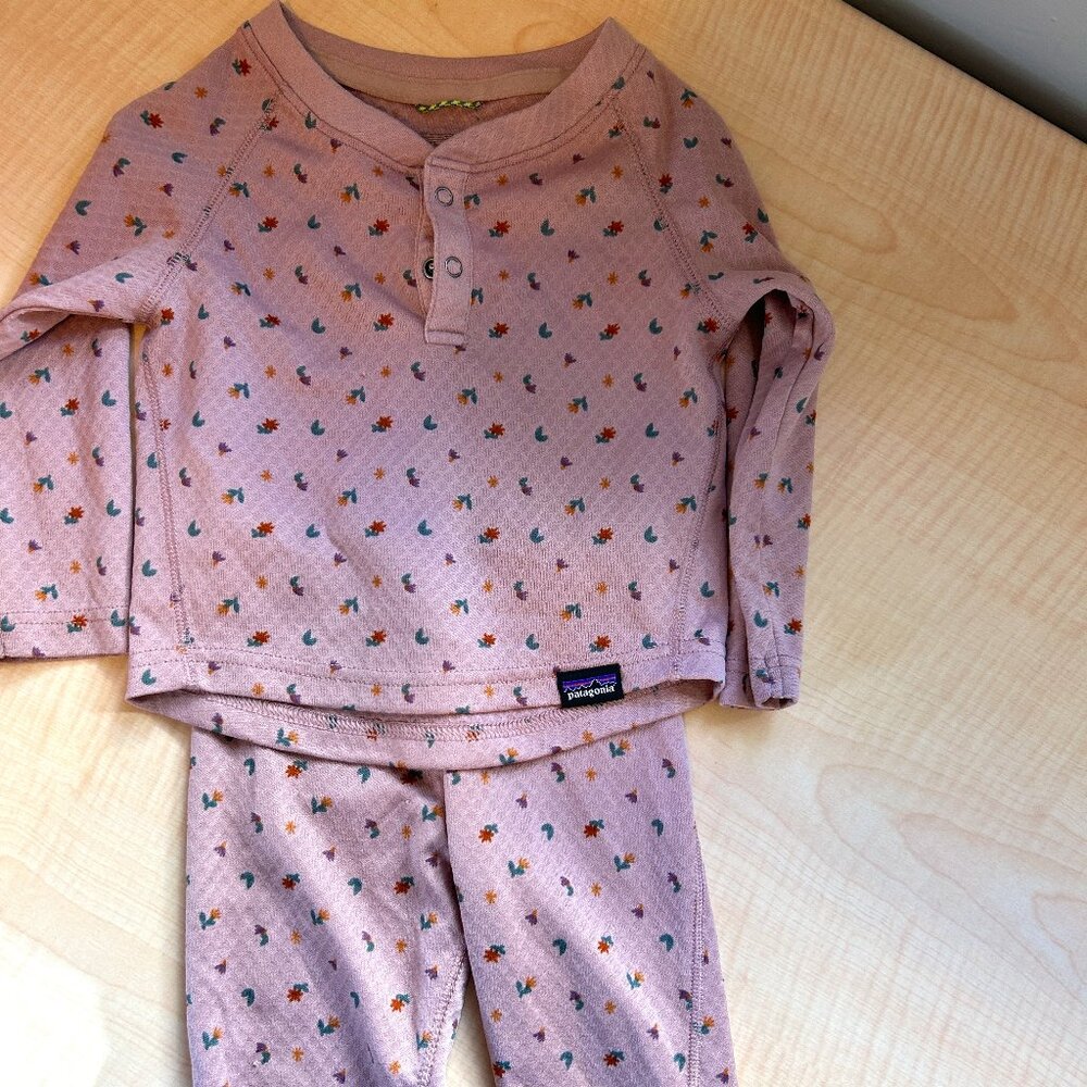 Patagonia Capeline Layer Pajama set outfit layer Base layer